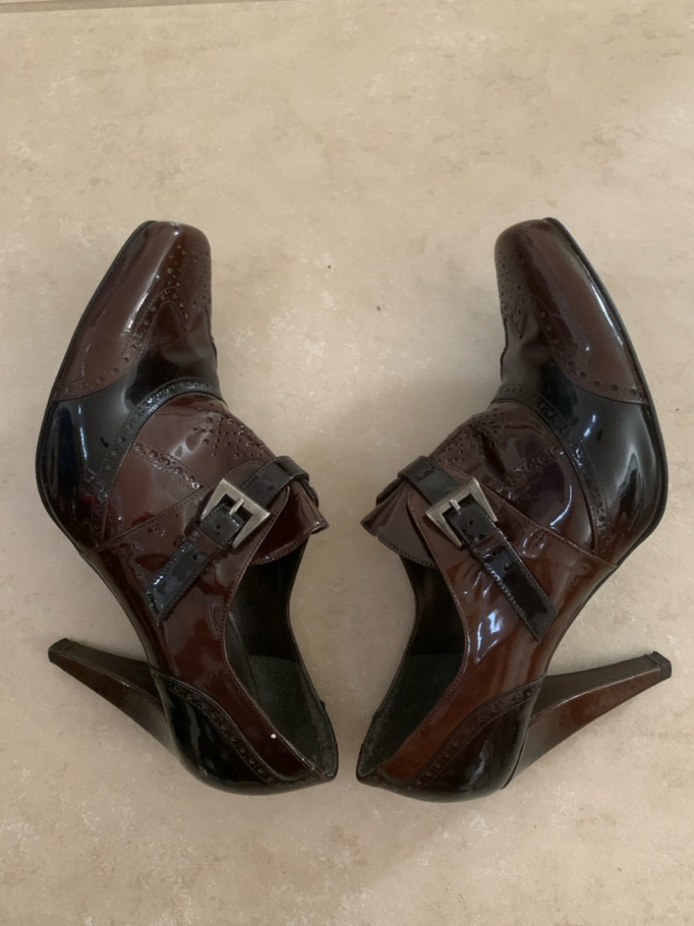Stuart Weitzman Patent Leather Mary Jane Heels Brown Wingtip Pumps 8.5 (est) - Picture 10 of 15